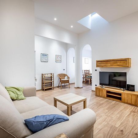 Roommo Via Dei Pilastri Giada Firenze Eksteriør billede