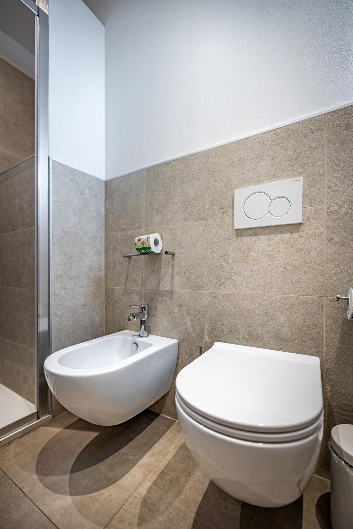 Roommo Via Dei Pilastri Giada Firenze Eksteriør billede